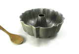 Authentic Vintage Bundt Fluted Tube Cake Pan by Northland Aluminum - Attic and Barn Treasures