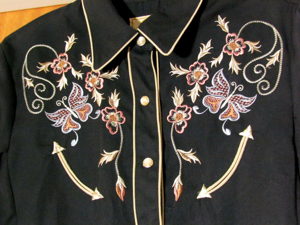 Vintage Scully Country Western Ladies Shirt Size Small - Attic and Barn Treasures