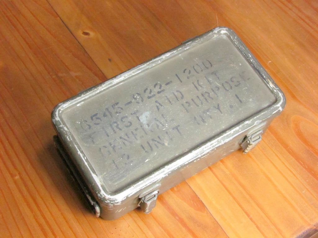 Vintage Military Metal First Aid Box General Purpose Storage 6545-922-1200 - Attic and Barn Treasures